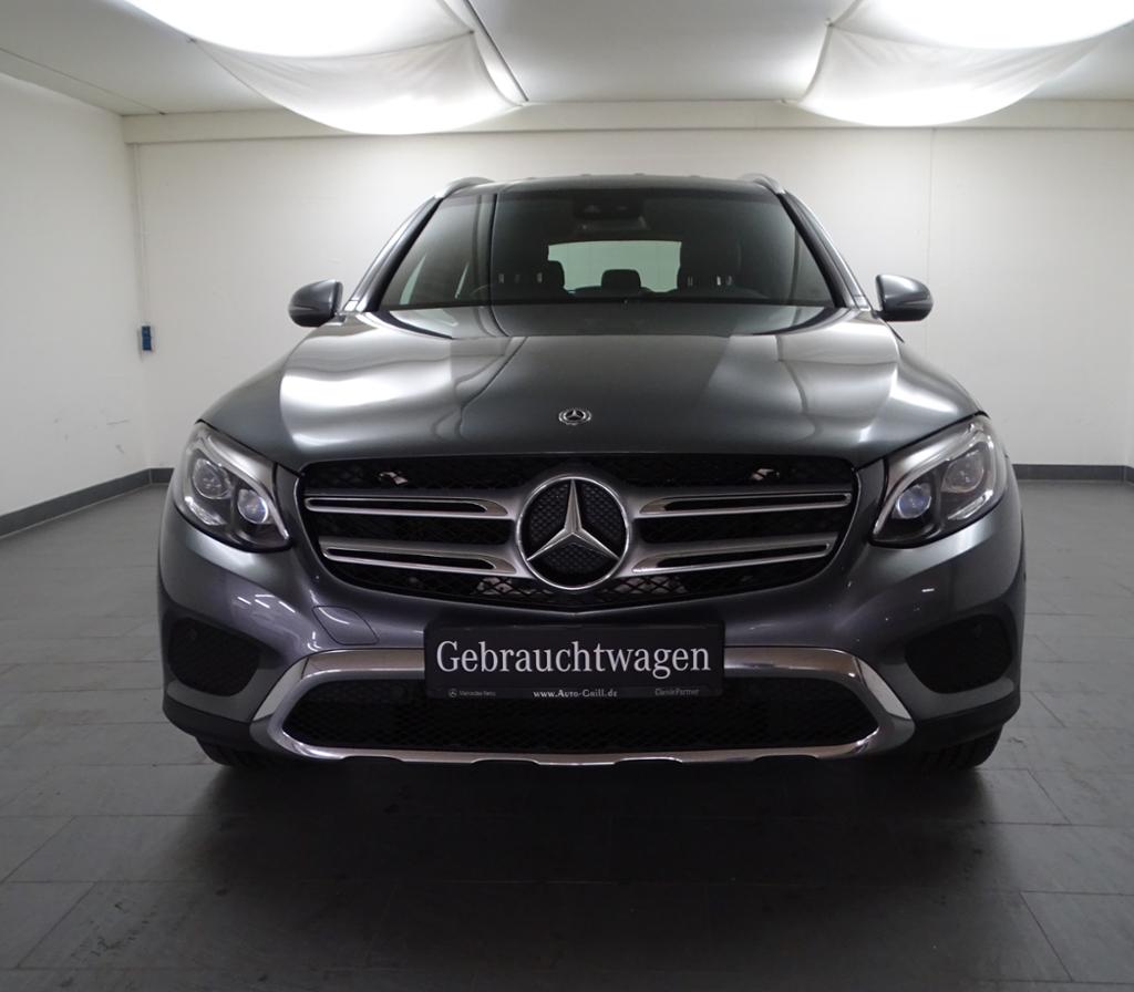 Mercedes-Benz GLC 200 SUV/Geländewagen/Pickup in Silber gebraucht