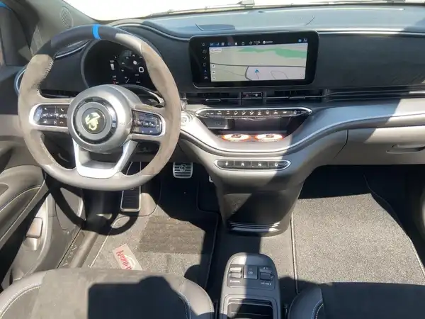 ABARTH 500 (8/15)