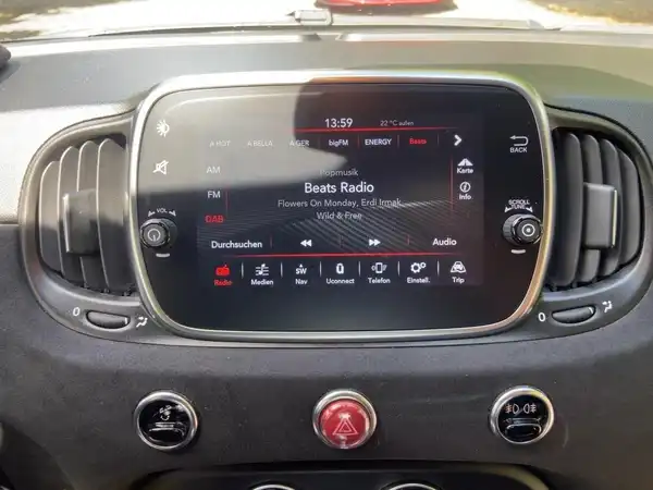 ABARTH 595 (10/15)
