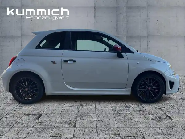 ABARTH 695 (3/15)
