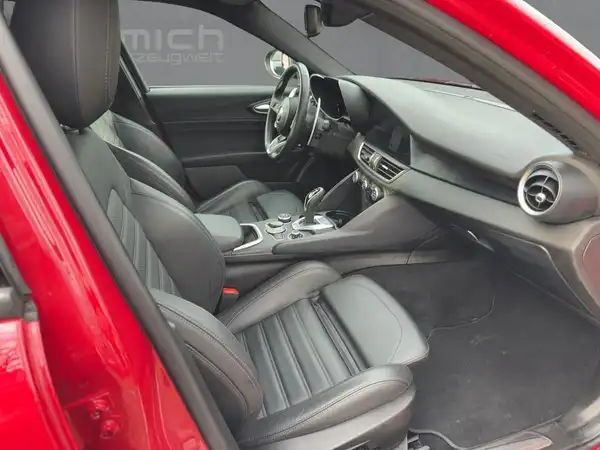 ALFA ROMEO GUILIA SPRINT (11/15)