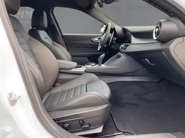 ALFA ROMEO GIULIA (11/15)