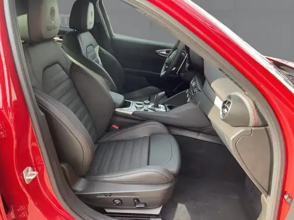 ALFA ROMEO GIULIA (11/15)