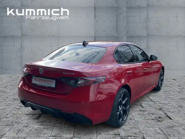 ALFA ROMEO GIULIA (4/15)