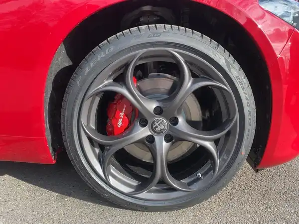 ALFA ROMEO GIULIA (7/15)