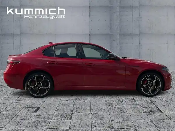 ALFA ROMEO GUILIA COMPETIZIONE (3/15)
