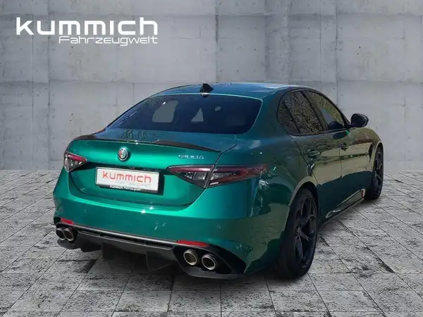 ALFA ROMEO GUILIA QUADRIFOGLIO (4/15)
