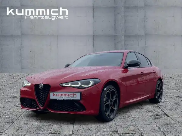 ALFA ROMEO GIULIA (1/15)