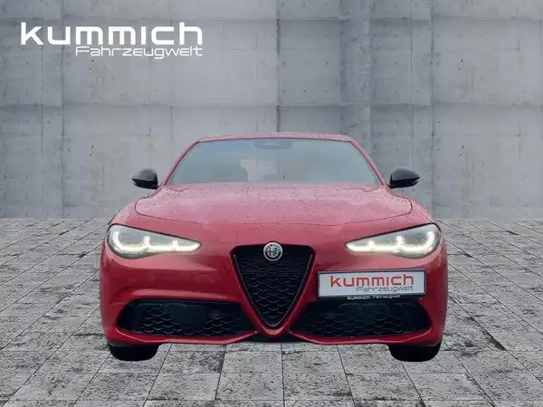 ALFA ROMEO GIULIA (2/15)