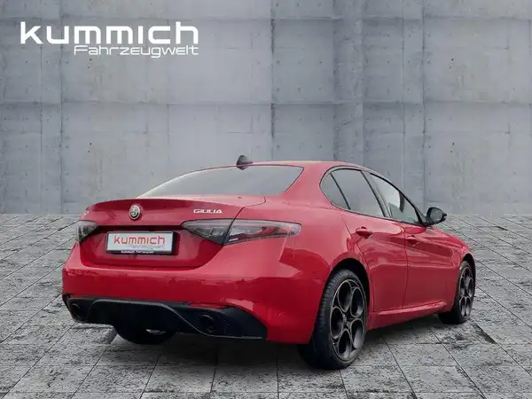 ALFA ROMEO GIULIA (4/15)