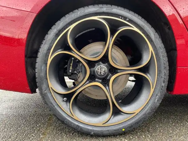 ALFA ROMEO GIULIA (7/15)