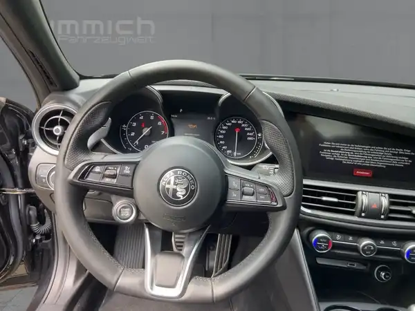 ALFA ROMEO GUILIA SPRINT (8/14)