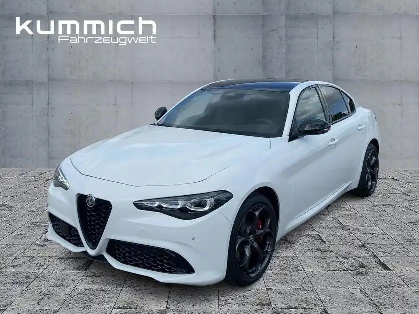 ALFA ROMEO GIULIA (1/16)