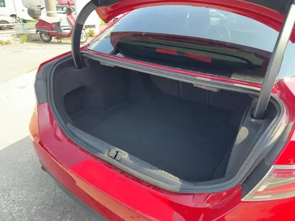 ALFA ROMEO GIULIA (13/15)