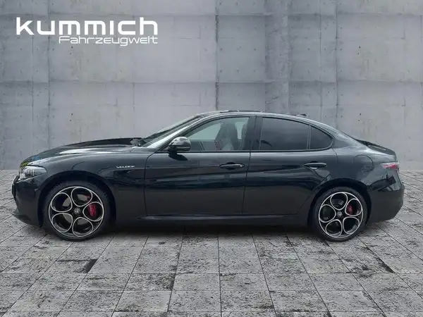 ALFA ROMEO GIULIA (6/15)