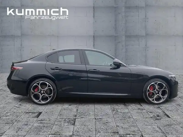 ALFA ROMEO GUILIA COMPETIZIONE (3/15)