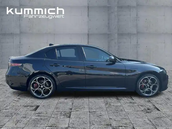 ALFA ROMEO GUILIA COMPETIZIONE (3/15)