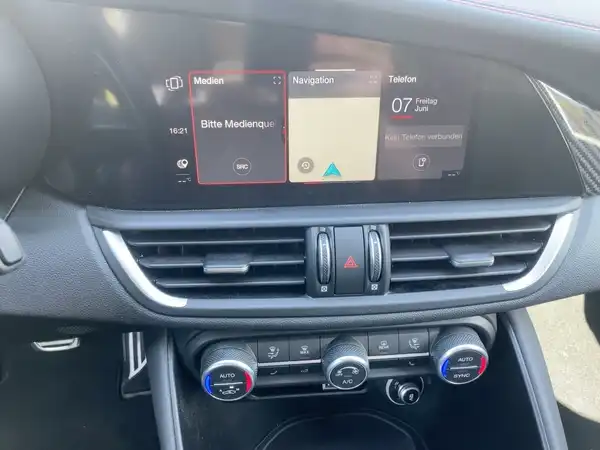 ALFA ROMEO GIULIA (10/15)
