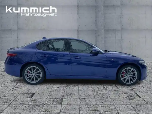 ALFA ROMEO GIULIA (3/15)