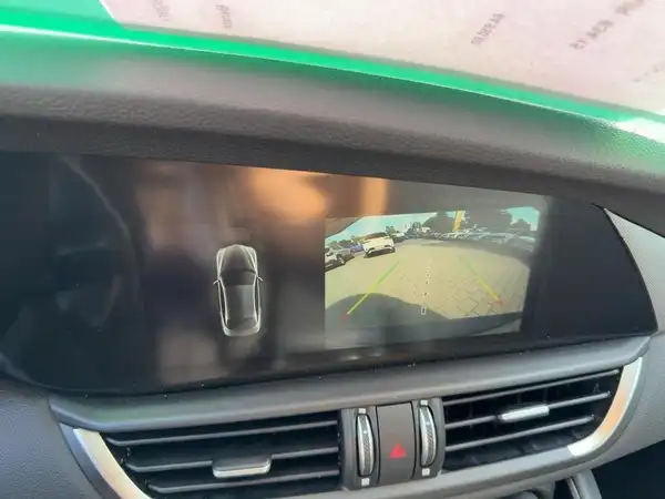 ALFA ROMEO GIULIA (14/15)