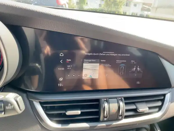 ALFA ROMEO GIULIA (10/15)