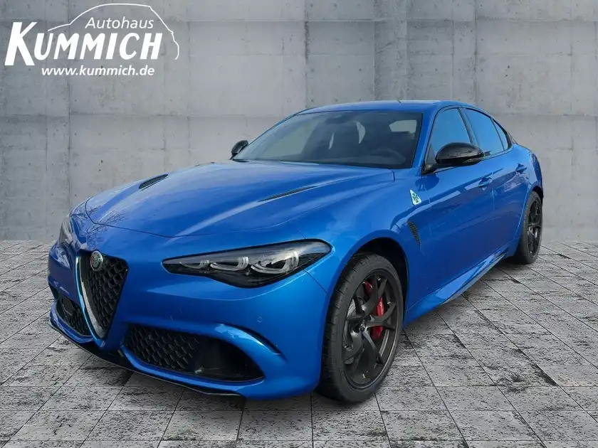 ALFA ROMEO GUILIA QUADRIFOGLIO (1/15)