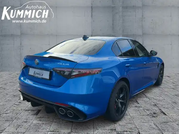 ALFA ROMEO GUILIA QUADRIFOGLIO (4/15)