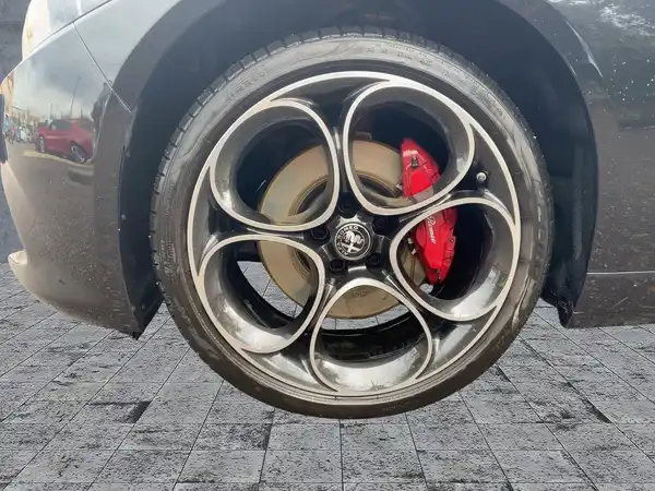 ALFA ROMEO GUILIA COMPETIZIONE (7/14)