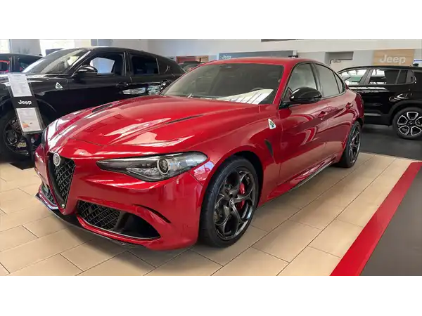 ALFA ROMEO GUILIA QUADRIFOGLIO (1/15)