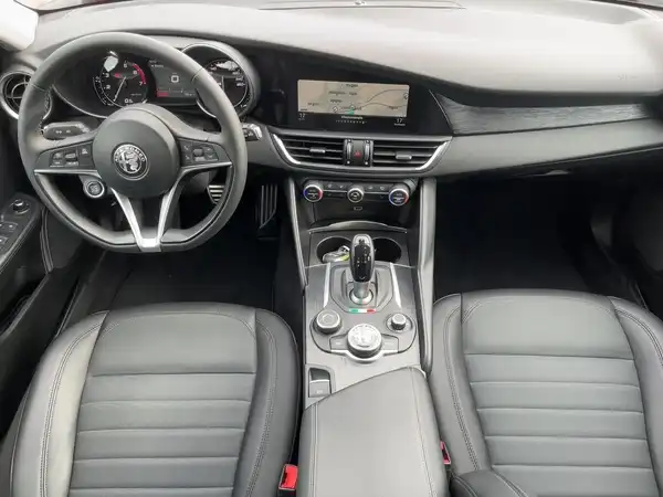 ALFA ROMEO GUILIA SUPER (8/15)