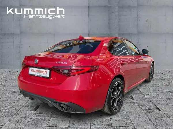 ALFA ROMEO GIULIA (4/15)