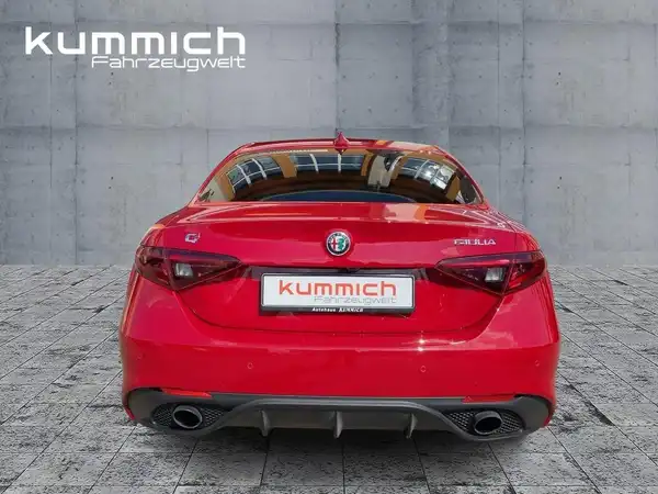 ALFA ROMEO GIULIA (5/15)
