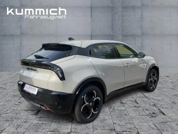 ALFA ROMEO JUNIOR IBRIDA (4/15)