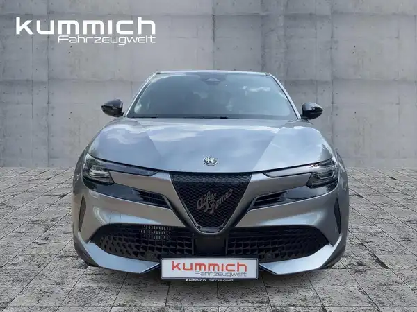 ALFA ROMEO JUNIOR IBRIDA (2/15)