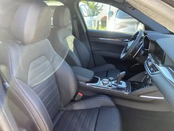 ALFA ROMEO STELVIO QUADRIFOGLIO (8/12)