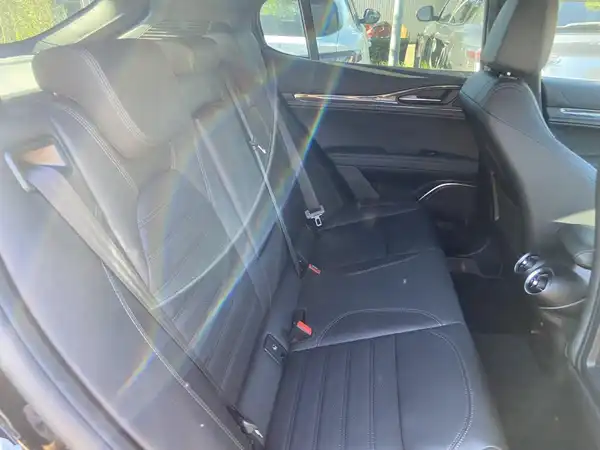 ALFA ROMEO STELVIO QUADRIFOGLIO (9/12)