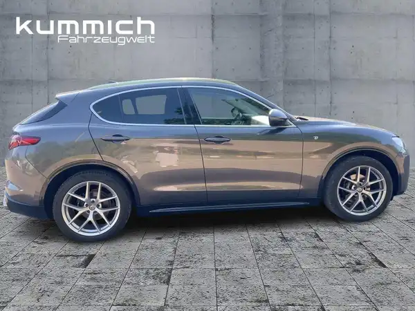 ALFA ROMEO STELVIO LUSSO (3/15)