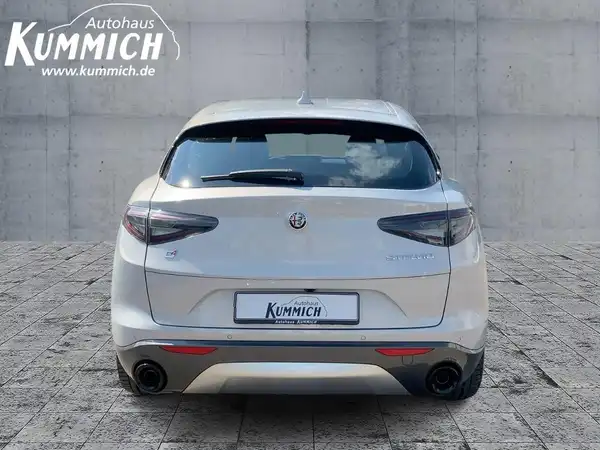 ALFA ROMEO STELVIO (5/15)