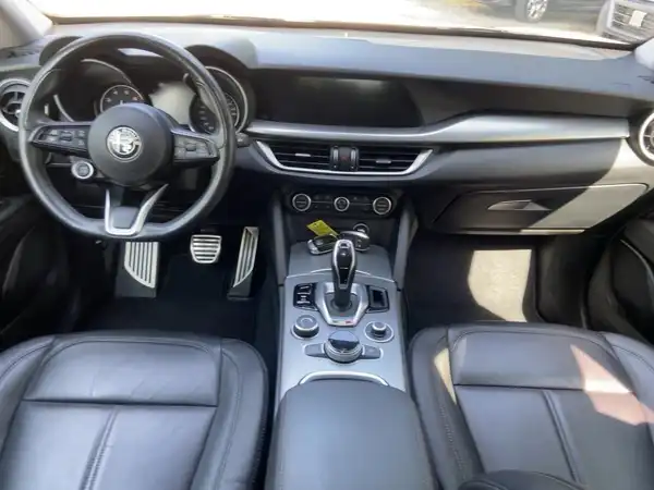 ALFA ROMEO STELVIO SPRINT (8/15)