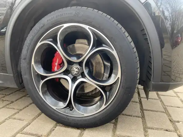 ALFA ROMEO STELVIO SPRINT (7/15)