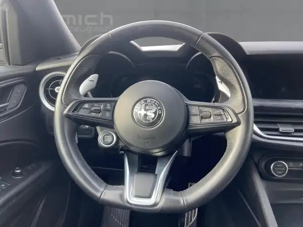 ALFA ROMEO STELVIO SPRINT (9/15)