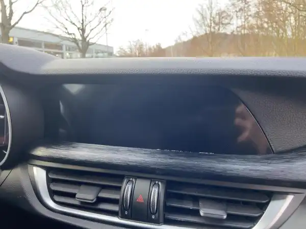 ALFA ROMEO STELVIO SPRINT (10/15)