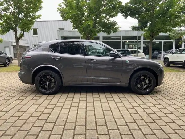 ALFA ROMEO STELVIO QUADRIFOGLIO (3/15)