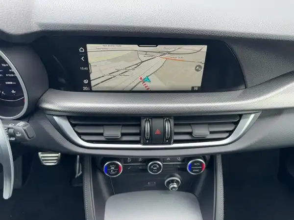 ALFA ROMEO STELVIO VELOCE (10/15)