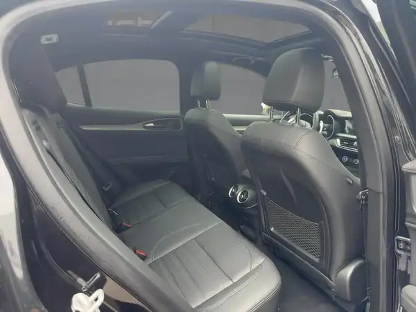ALFA ROMEO STELVIO SPRINT (12/15)