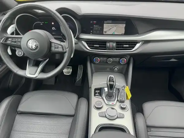 ALFA ROMEO STELVIO SPRINT (8/15)