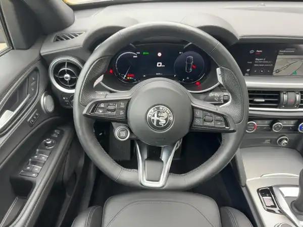 ALFA ROMEO STELVIO SPRINT (9/15)