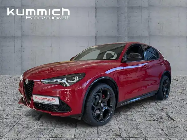 ALFA ROMEO STELVIO VELOCE (1/15)