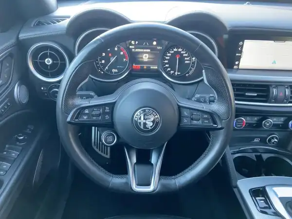 ALFA ROMEO STELVIO VELOCE (12/15)