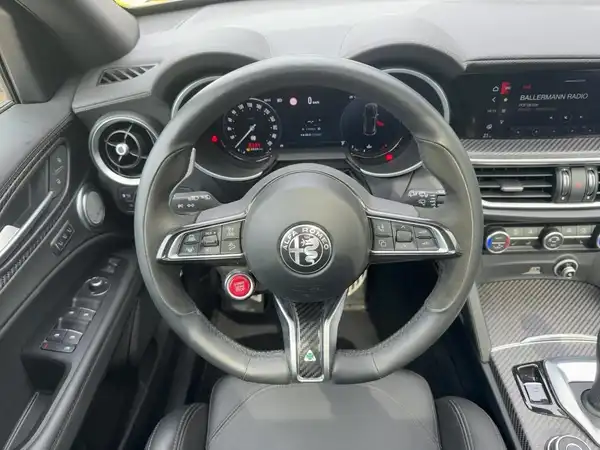 ALFA ROMEO STELVIO QUADRIFOGLIO (9/15)